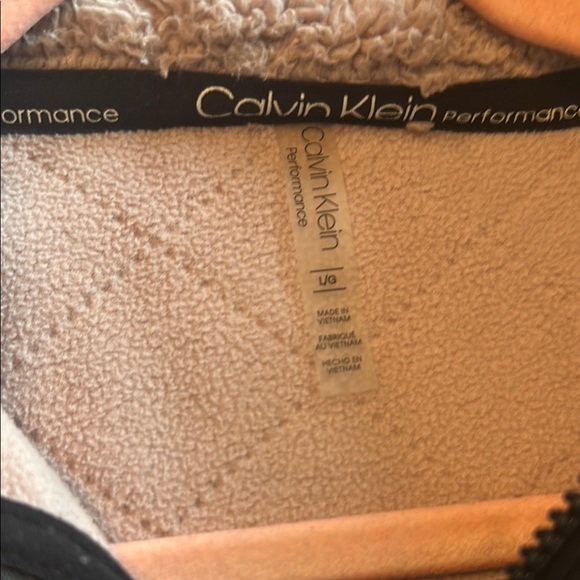 Calvin Klein Fleece Jacket in Mauve and Black, size large - Picture 5 of 5